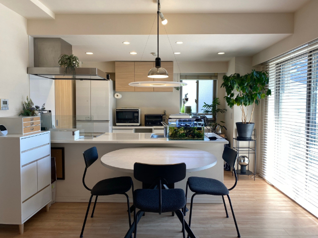 居室・リビング　明るく開放感のあるＬＤＫ