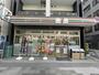 コンビニ　セブン-イレブン 中央区新川２丁目店（コンビニ）まで182m
