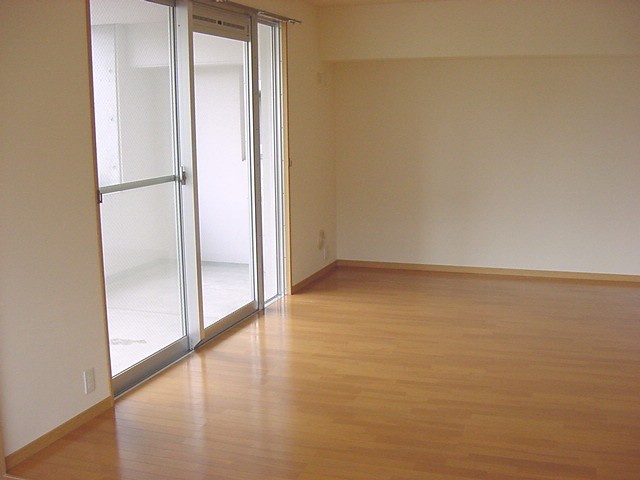 居室・リビング　別号室写真