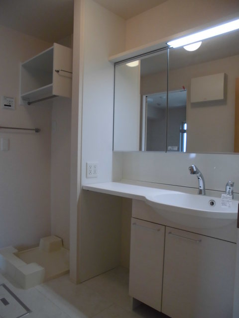 洗面設備　洗面所※別号室のお写真です