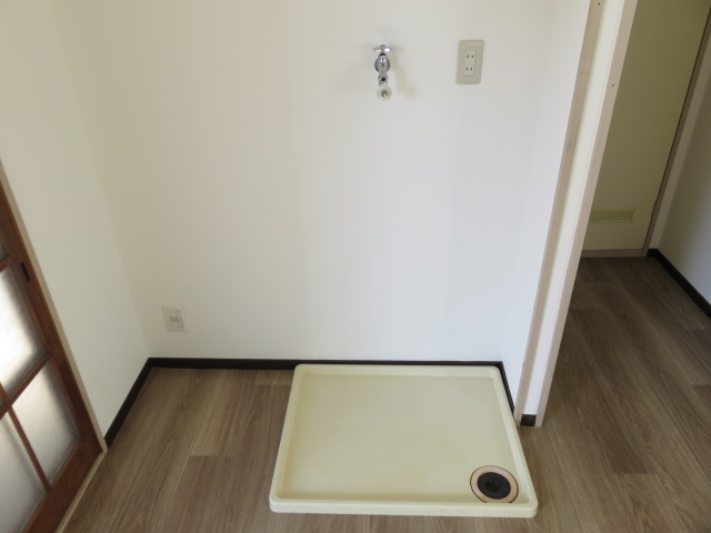 洗面設備　洗濯機置き場は室内です！！