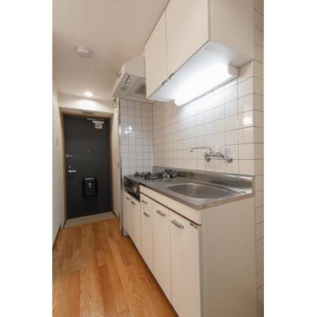 キッチン　※写真は同タイプ住戸です。