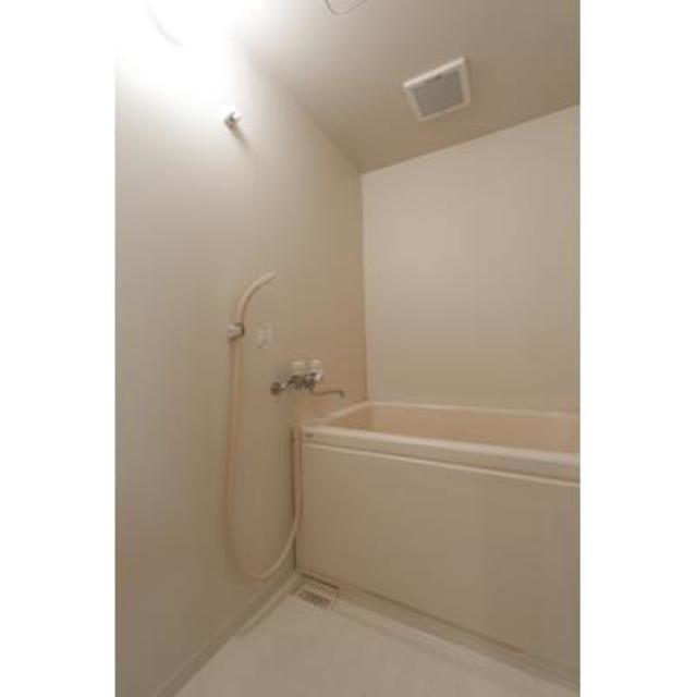 バス・シャワールーム　※写真は同タイプ住戸です。