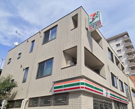 コンビニ　セブンイレブン練馬豊玉北4丁目店（コンビニ）まで54m