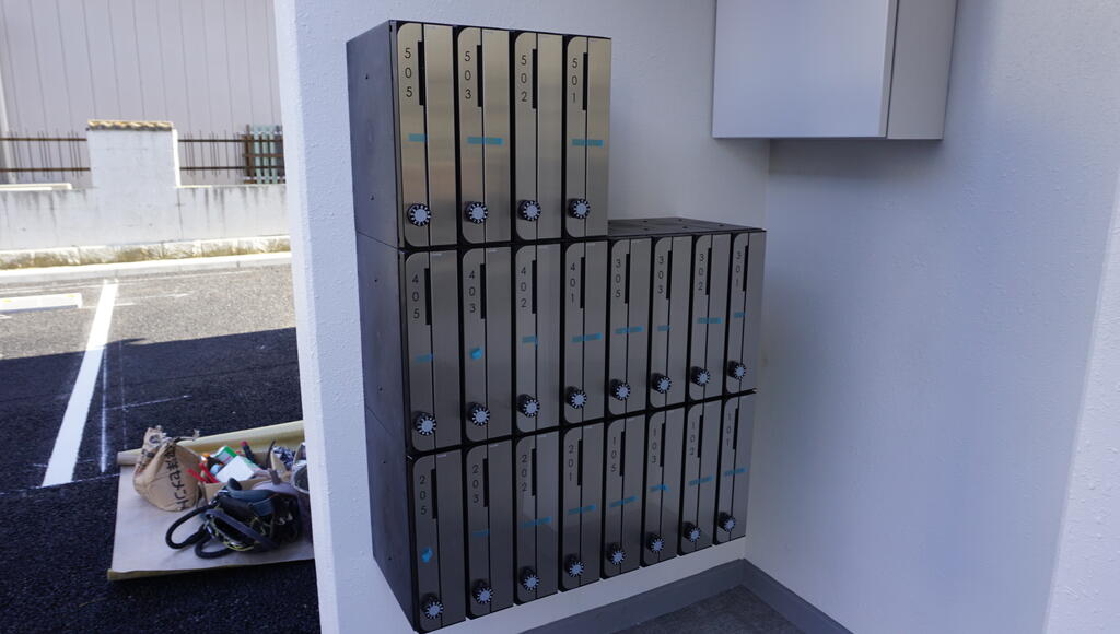 エントランス　集合ポスト