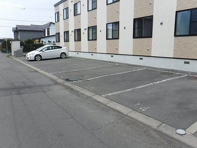 駐車場　駐車場