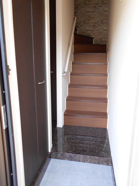 玄関　II２０１　玄関