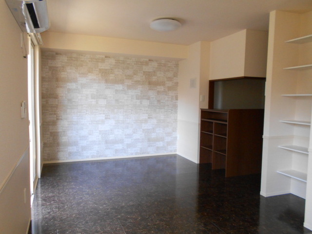 居室・リビング　II２０１　ＬＤＫ