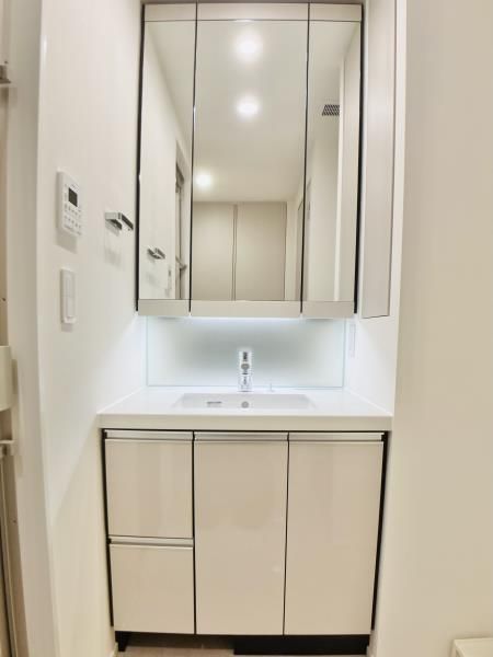洗面設備　☆嬉しい独立洗面台☆