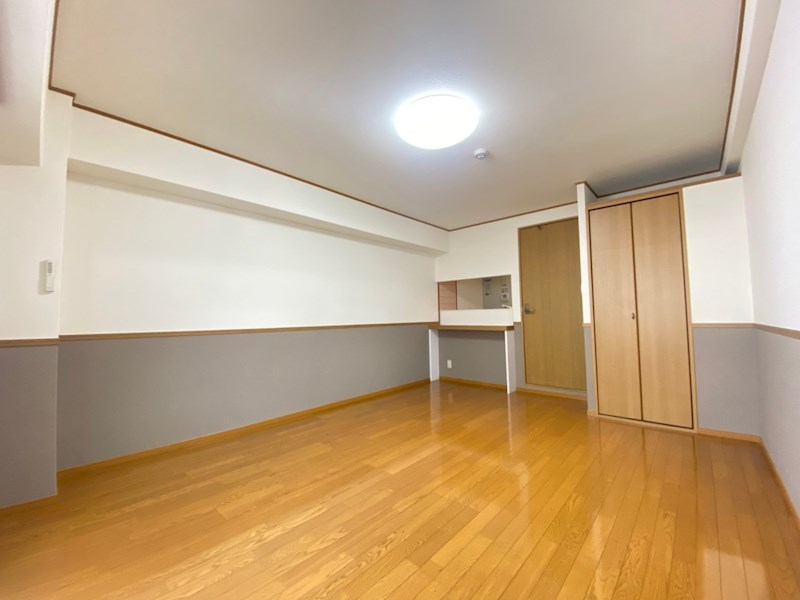 その他部屋・スペース　開放的な寝室です