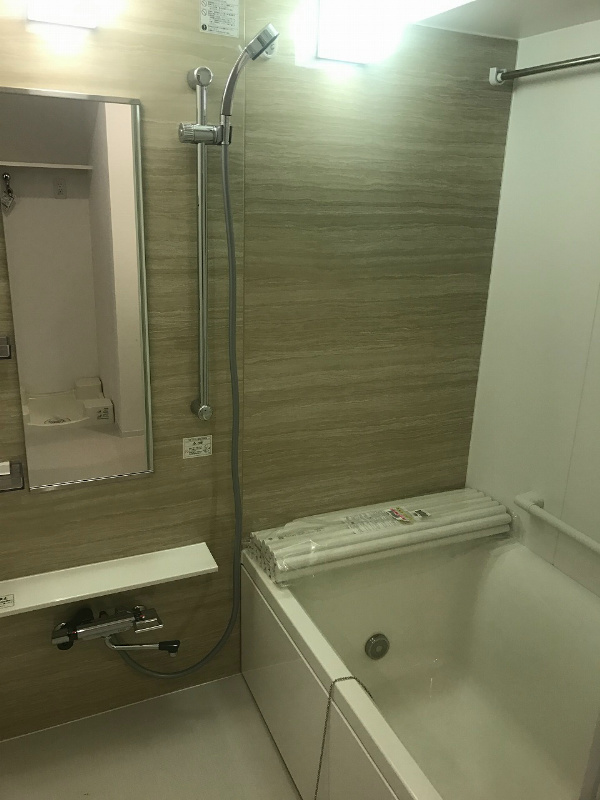 バス・シャワールーム