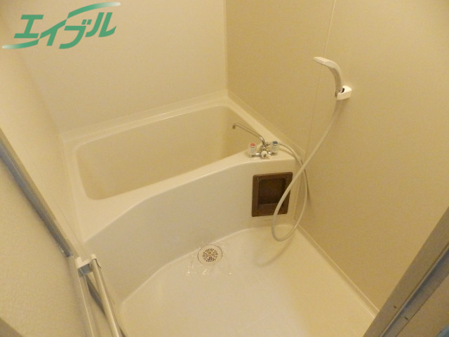 バス・シャワールーム　別部屋写真です