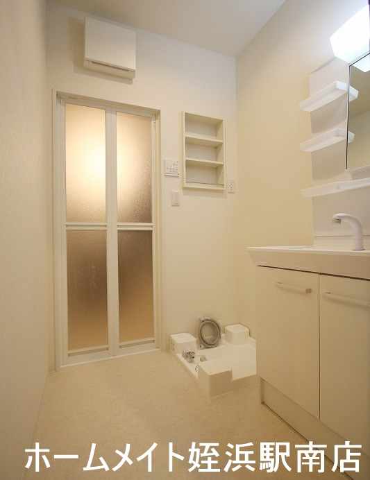 洗面設備　★洗面脱衣所もしっかりあります★参考写真