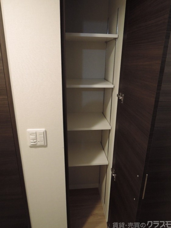 セキュリティ　ちょっとした収納は嬉しいですね。