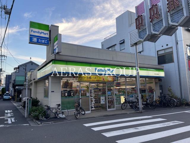 コンビニ　ファミリーマート 大島中央銀座店（コンビニ）まで56m