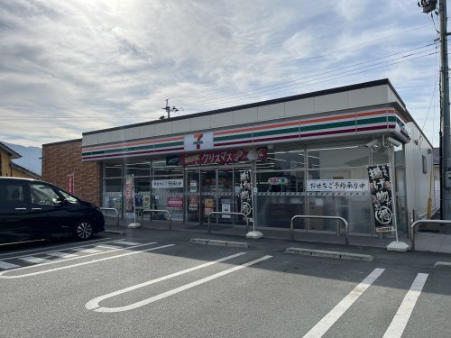 コンビニ　セブンイレブン 八代千丁駅東店（コンビニ）まで727m