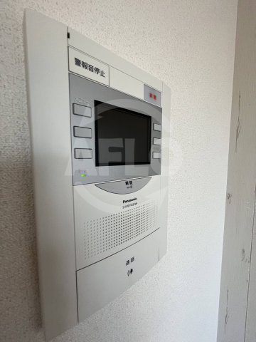 セキュリティ　プレサンスOSAKA DOMECITYスクエア　テレビ付きモ