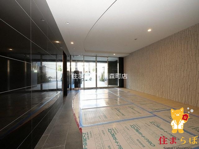 エントランス　共用部の印象も大切に