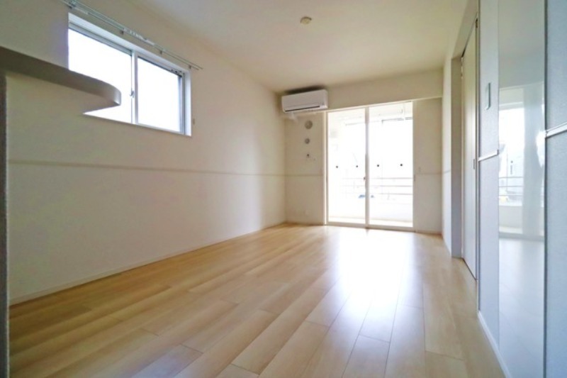 居室・リビング　図面と現状に相違がある場合には現状を優先