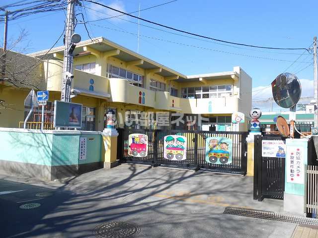 幼稚園・保育園　みどり幼稚園（幼稚園・保育園）まで685m