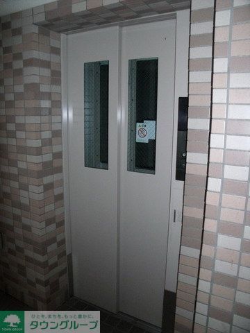 その他共有部分　エレベーター完備（同一タイプ）