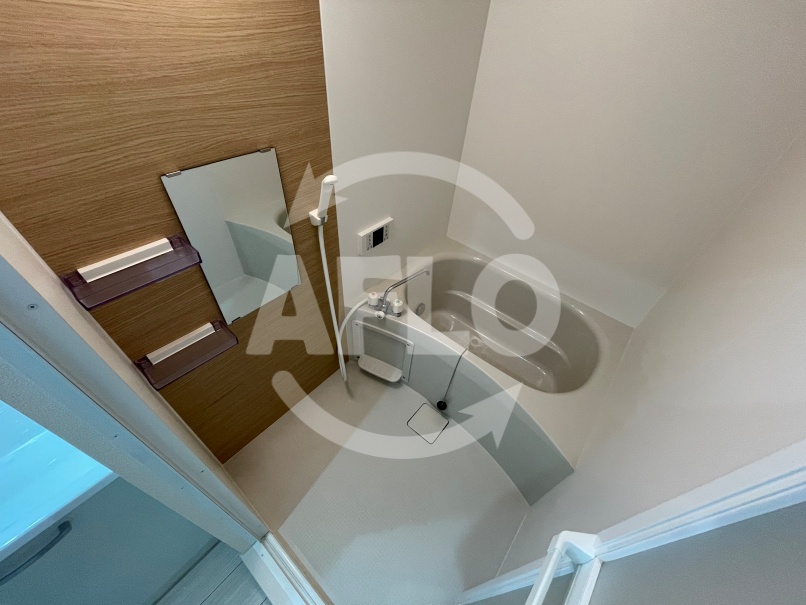 バス・シャワールーム　フォレスタ長居　浴室