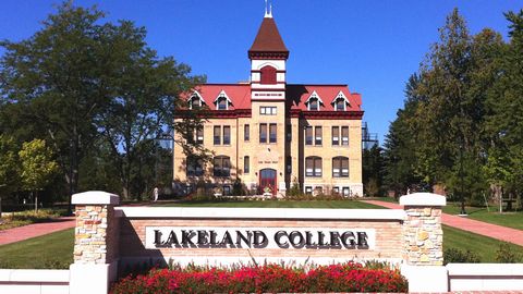 大学・短大　レイクランド大学（大学・短大）まで332m