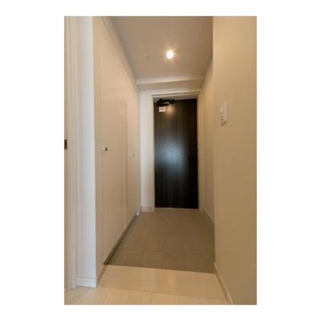 玄関　※写真は同タイプ住戸です。