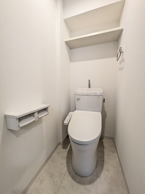 トイレ　４１２号の写真