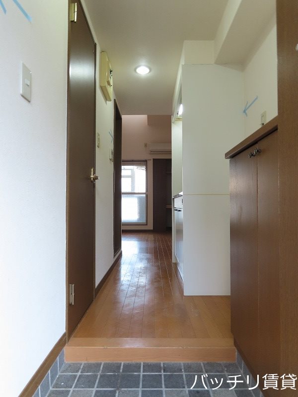 玄関　画像は別号室写真の為、現状を優先いたします。