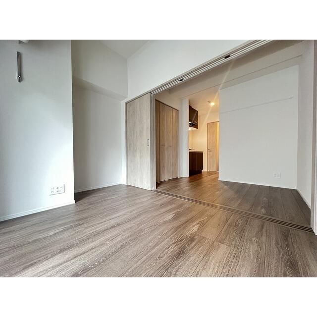 居室・リビング　※別部屋参考写真