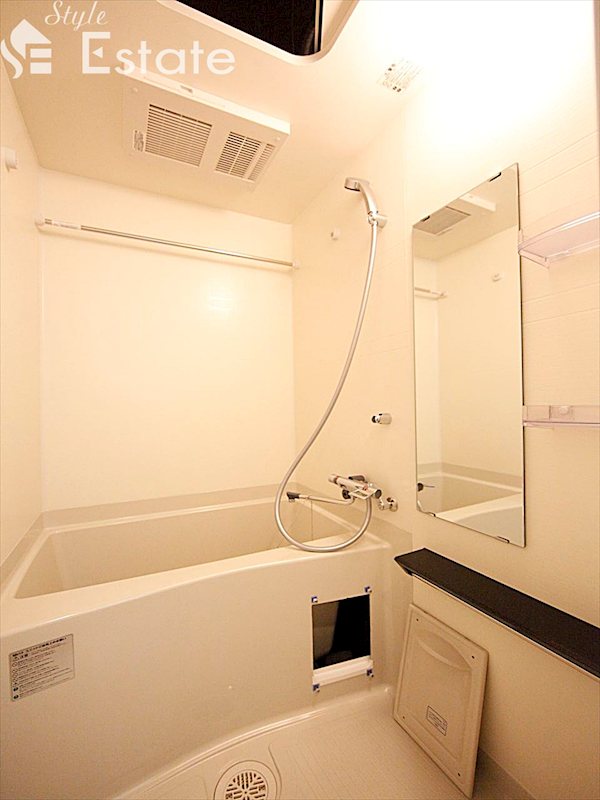 バス・シャワールーム　バスルーム