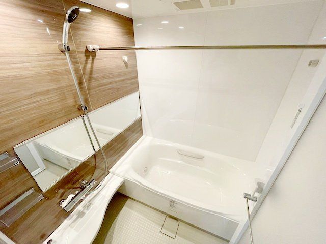 バス・シャワールーム　バス