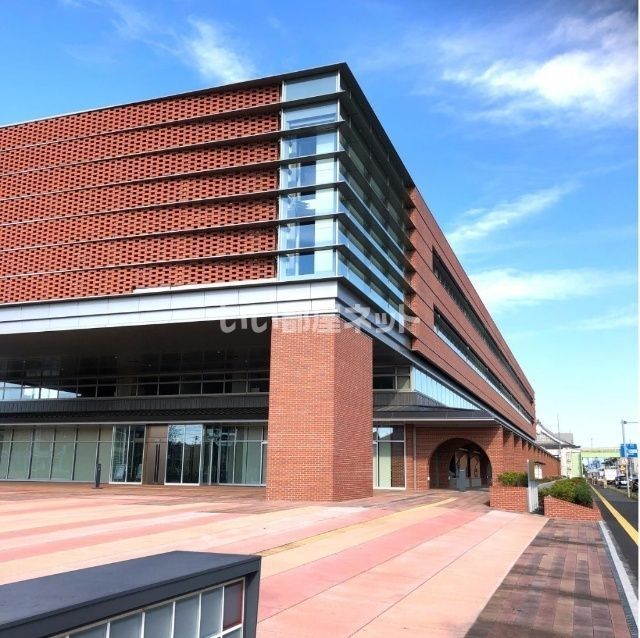 役所　深谷市役所（役所）まで734m