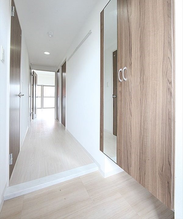 玄関　★見学予約受付中★