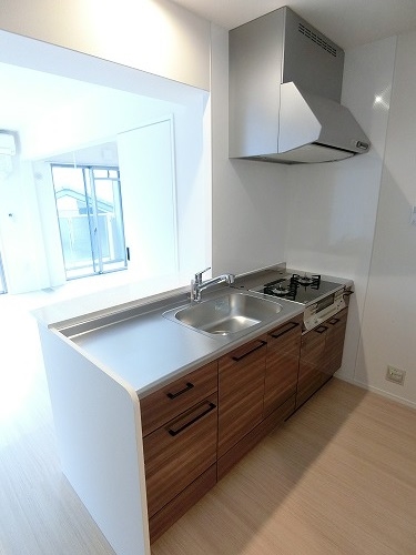 キッチン　※写真は同タイプの部屋です。現況を優先します。