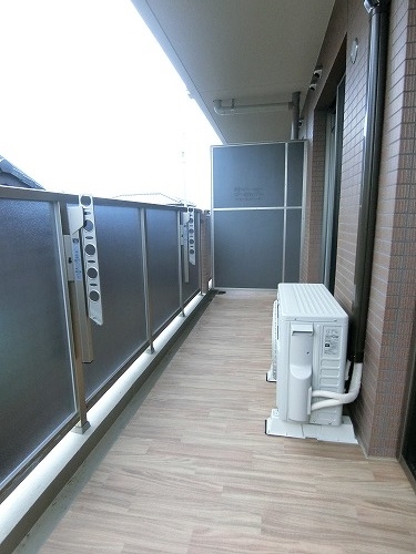バルコニー　※写真は同タイプの部屋です。現況を優先します。