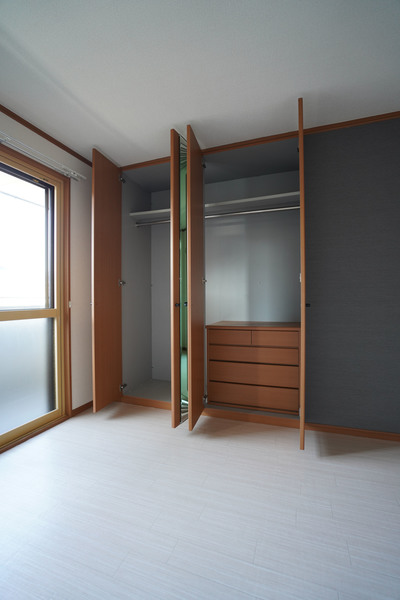 収納　同じ建物の別の部屋