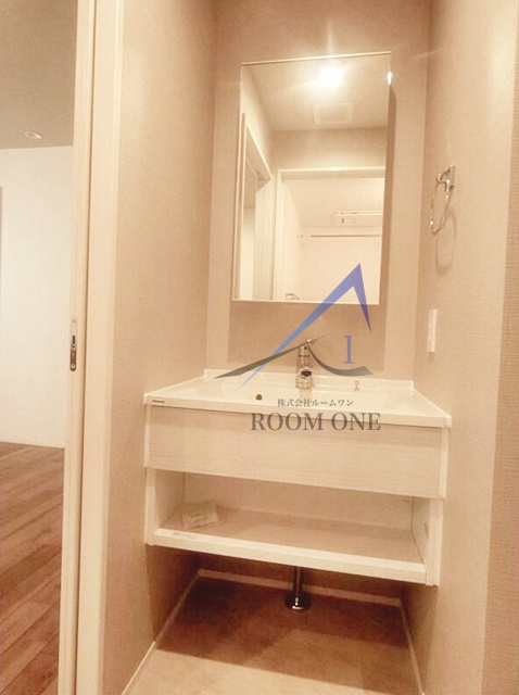 洗面設備　独立洗面台です。