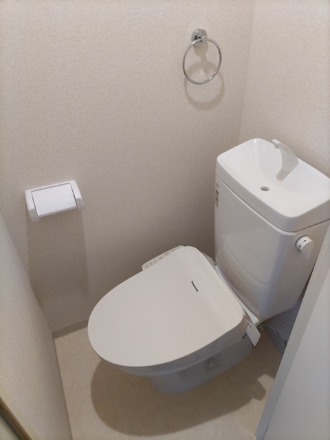 トイレ　洗浄便座