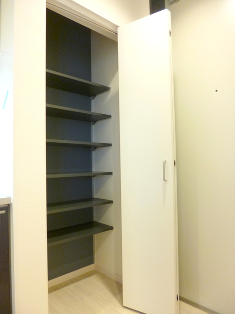 玄関　★奥行きのあるシューズボックス★