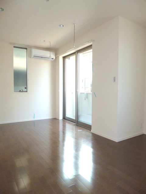 居室・リビング　★広々としたお部屋です♪