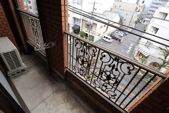 バルコニー　※別号室の写真です