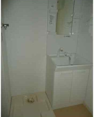 洗面設備　独立洗面台です