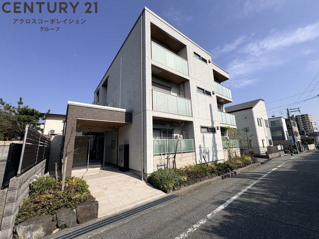 建物外観　オートロック・モニタ付きインターホンついてます♪