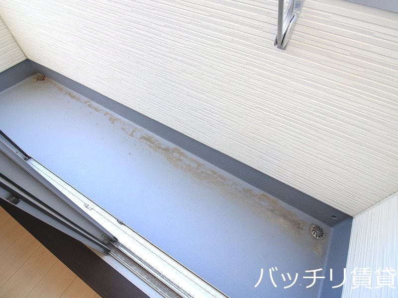 バルコニー　画像はイメージの為、色や間取りが若干異なりますが、現況を優先