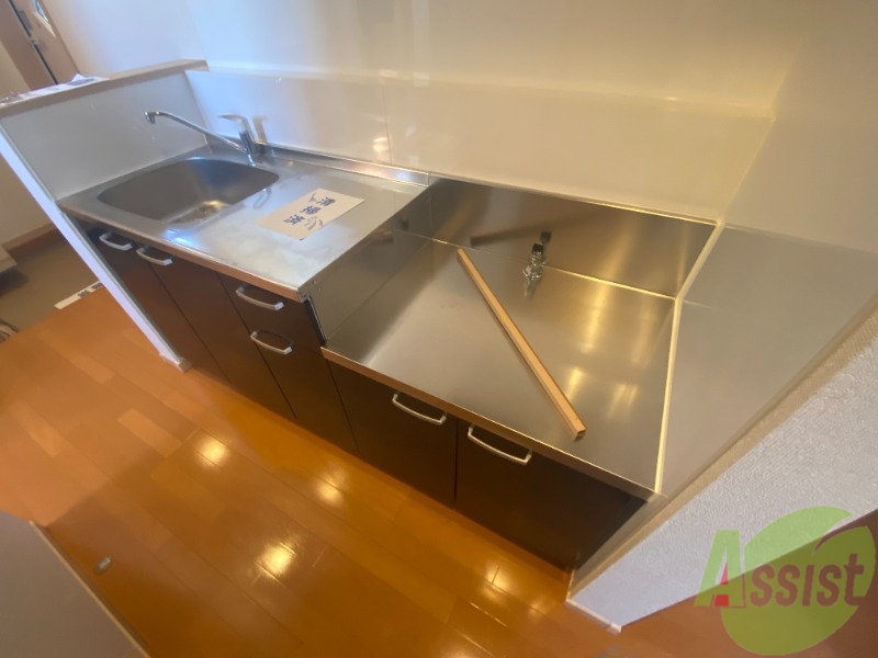 キッチン　こちらはキッチンです。毎日のお料理が楽しくなりますね。