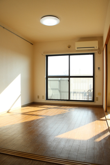 居室・リビング　※２０２０年２月撮影