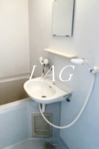 洗面設備　洗面台です。