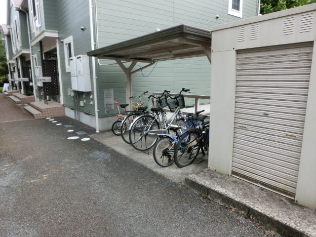 その他共有部分　便利な駐輪場です。